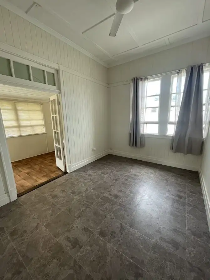 Second view of Homely unit listing, 3/2 Hawthorne Street, Woolloongabba QLD 4102