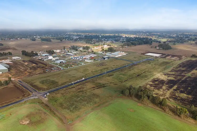 51-52 Oolong Road, Howlong NSW 2643