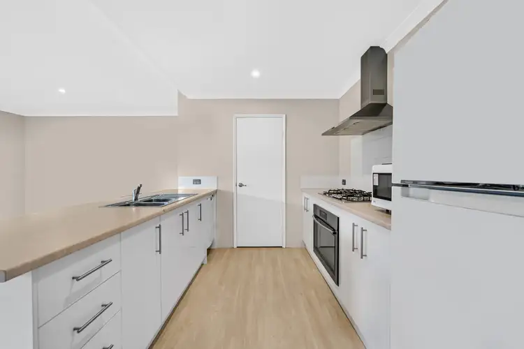 11 Silvereye Street, Vasse WA 6280