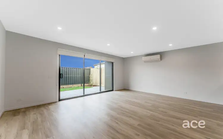 Fifth view of Homely townhouse listing, 14 Stonewood Circuit, Hadfield VIC 3046