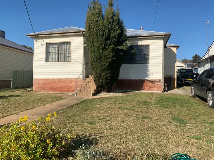 13 Nelson Street, Cowra NSW 2794