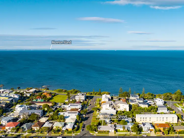 17 Annie Street, Woody Point QLD 4019