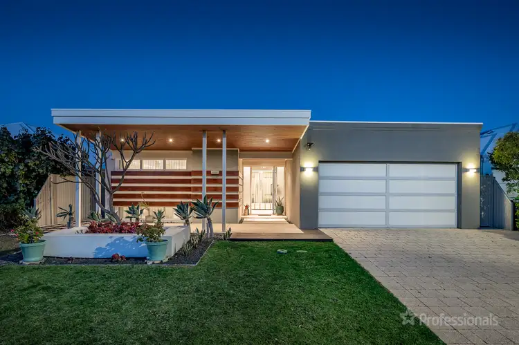 16 Gangway Turn, Alkimos WA 6038