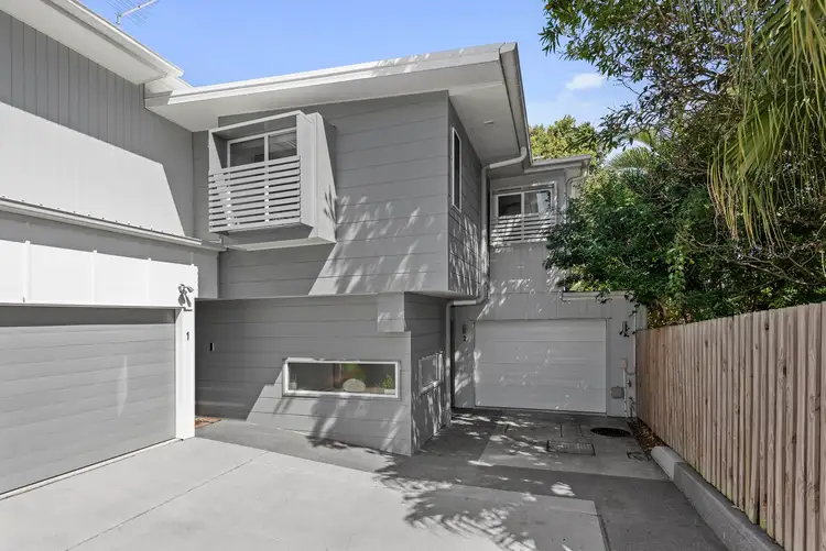 2/7 Albert Street, Annerley QLD 4103