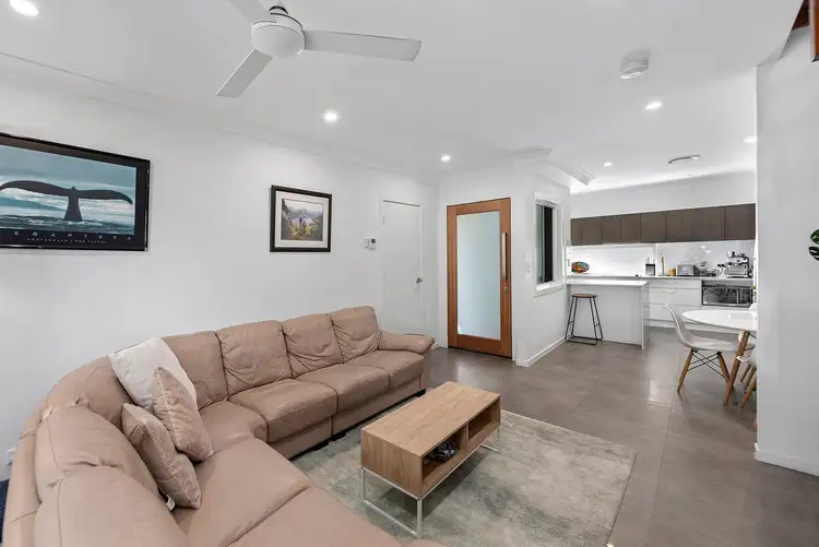 Third view of Homely townhouse listing, 2/7 Albert Street, Annerley QLD 4103