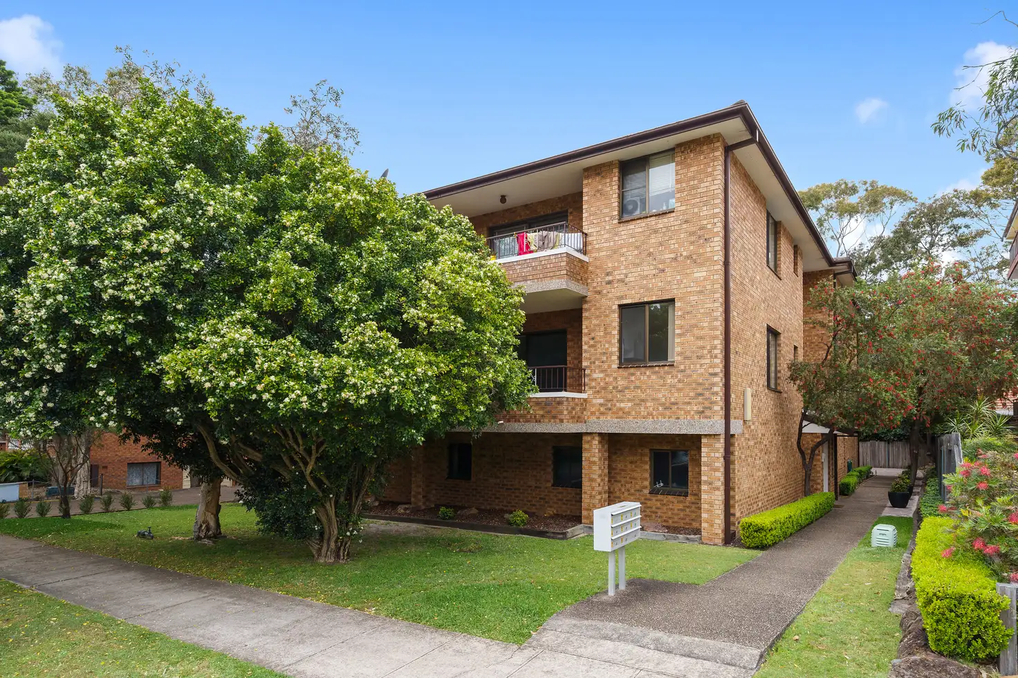 Main view of Homely unit listing, 1/60 Hampton Court Road, Carlton NSW 2218
