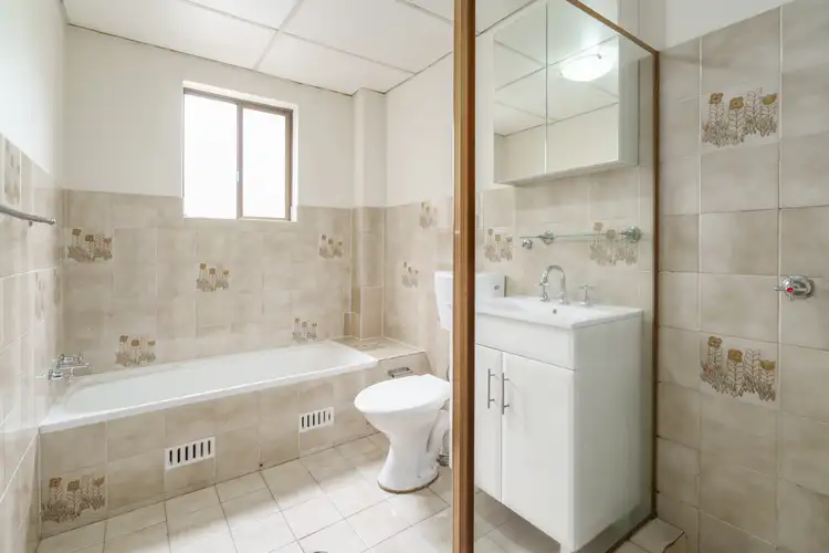 Sixth view of Homely unit listing, 1/60 Hampton Court Road, Carlton NSW 2218