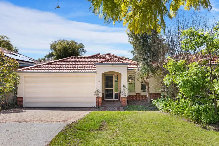 24 Crawshaw Crescent, Manning WA 6152