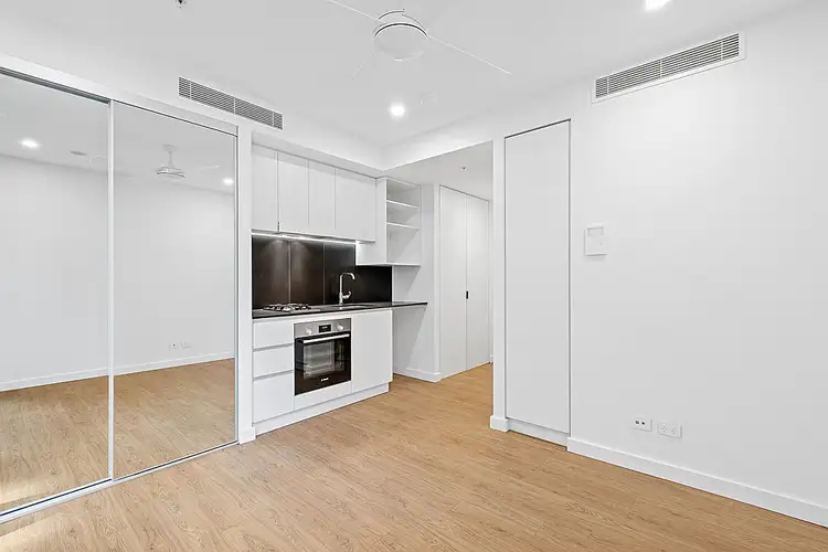 32007-2/1 Cordelia Street, South Brisbane QLD 4101