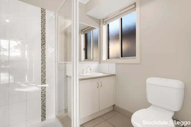 Sixth view of Homely house listing, 2 Penarie Place, Pakenham VIC 3810