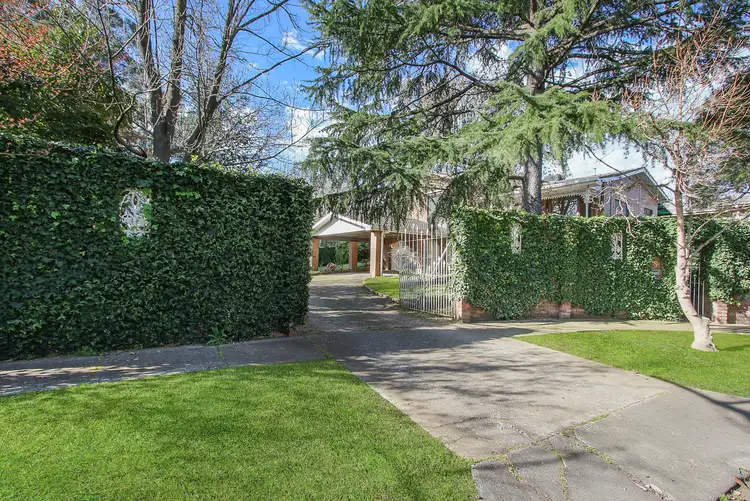 Second view of Homely house listing, 5 Heatherly Court, Wodonga VIC 3690