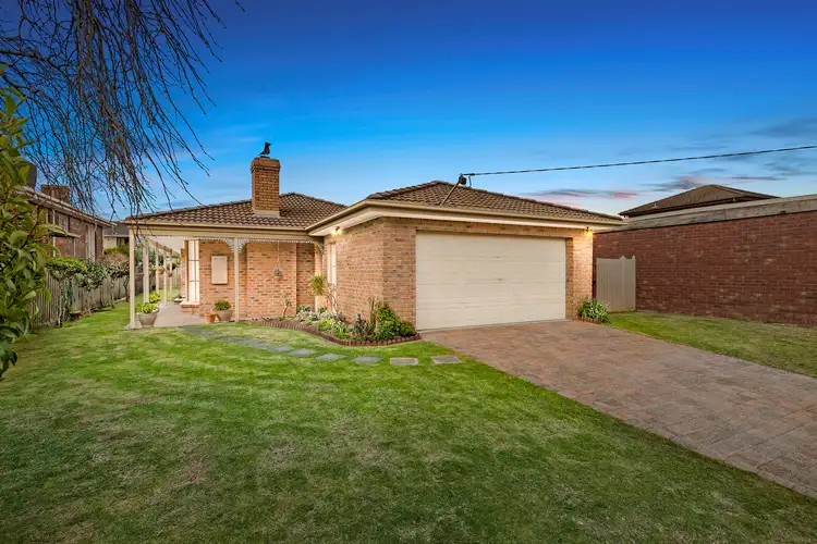 37 Cathies Lane, Wantirna South VIC 3152