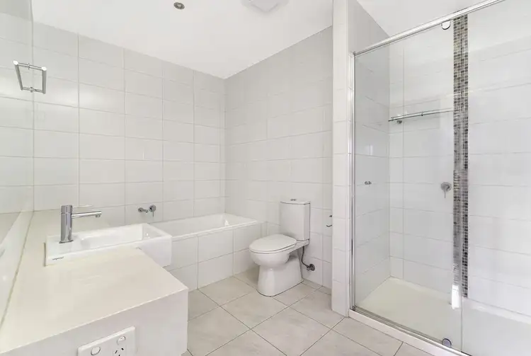 Sixth view of Homely house listing, 2/282 Manningham Road, Templestowe Lower VIC 3107