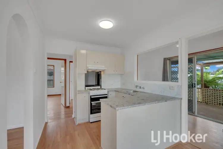 30 Vista Drive, Melton VIC 3337