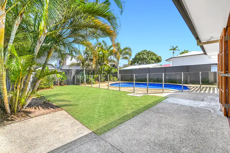 12 Broadwater Street, Runaway Bay QLD 4216