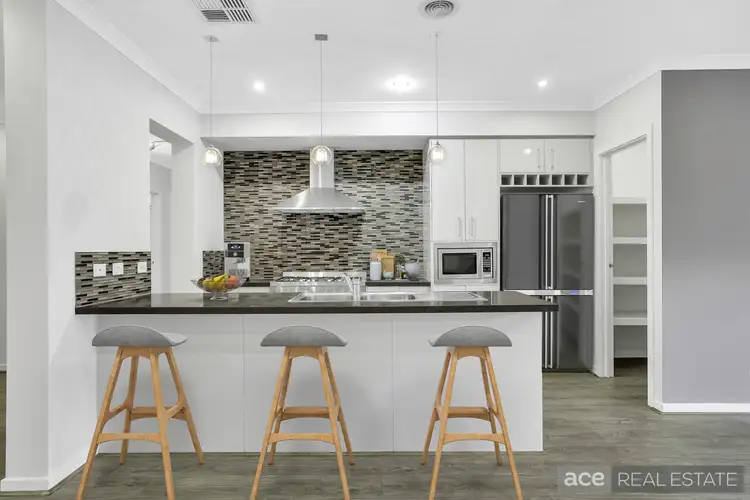 Sixth view of Homely house listing, 31 Constellation circuit, Truganina VIC 3029