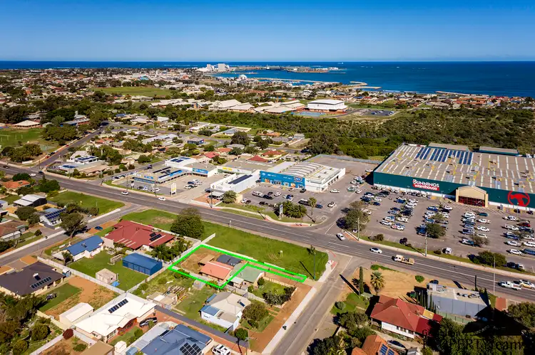 202B First Street, Wonthella WA 6530