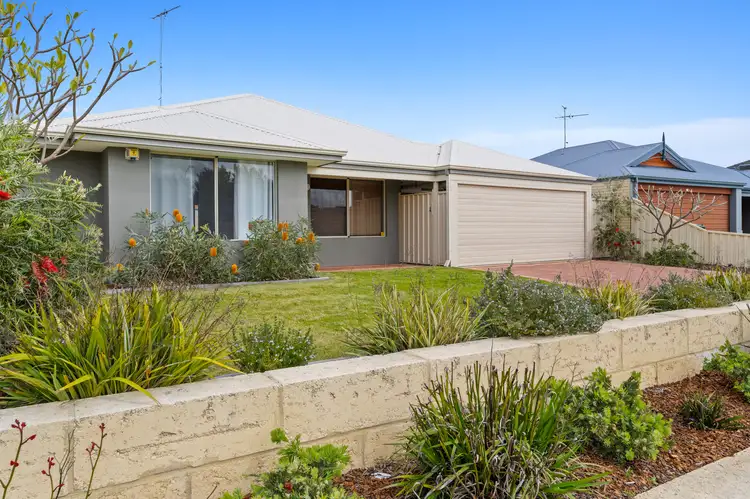 10 Ravendale Drive, Dudley Park WA 6210