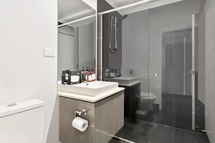 Fifth view of Homely unit listing, 211/70-78 Victoria Street, West End QLD 4101