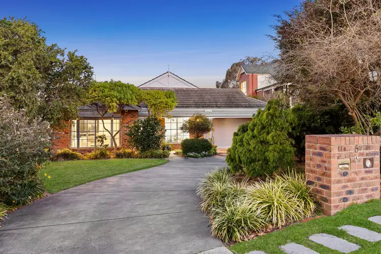 Second view of Homely house listing, 5 Mawarra Court, Highton VIC 3216
