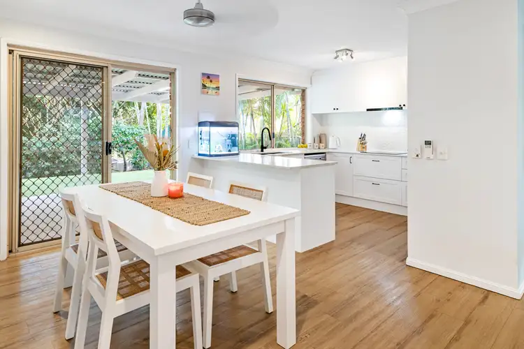 24 Catani Place, Helensvale QLD 4212
