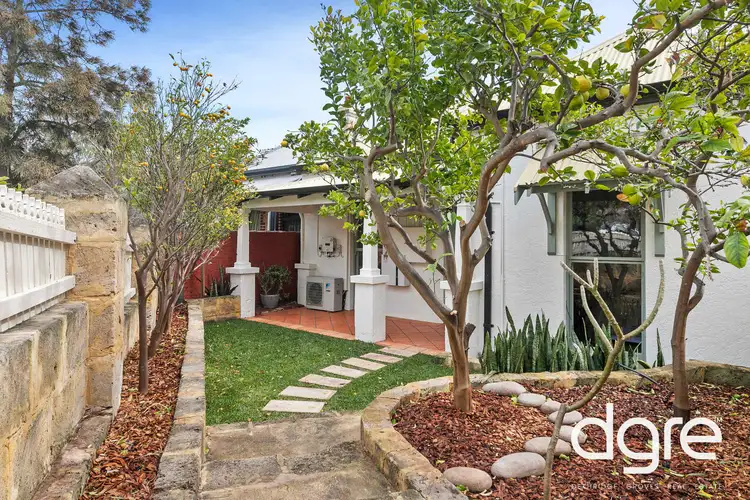 24 Malcolm Street, Fremantle WA 6160