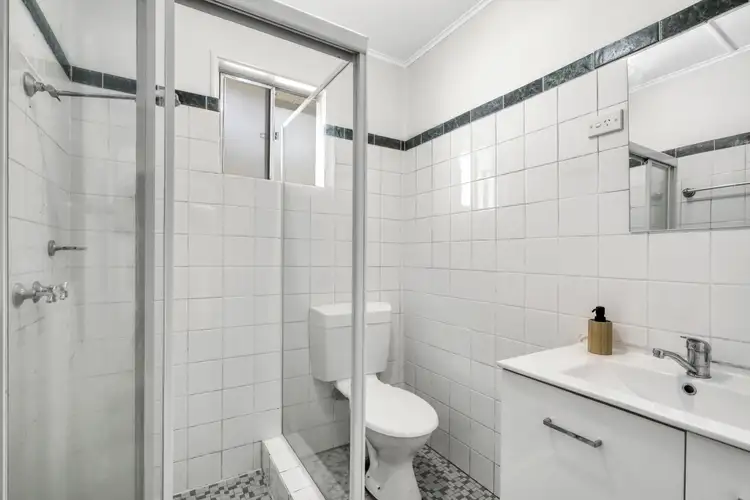 Fourth view of Homely villa listing, 2/10 Sinclair Street, Gosford NSW 2250