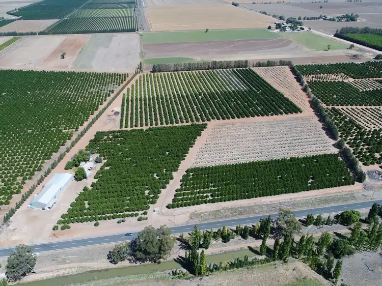 Farm 389 Whitton Road