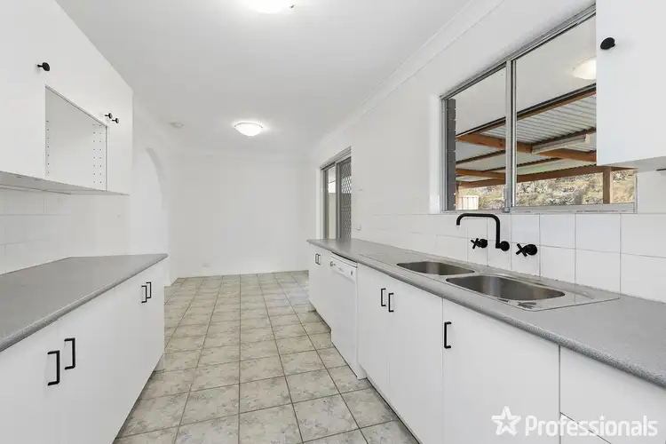Sixth view of Homely house listing, 3 Webb Place, Hillarys WA 6025