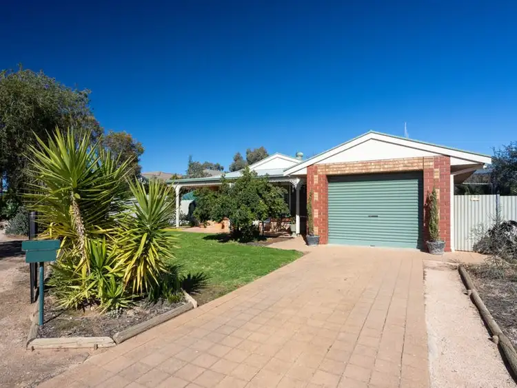 Second view of Homely house listing, 4 Links Crescent, Barmera SA 5345