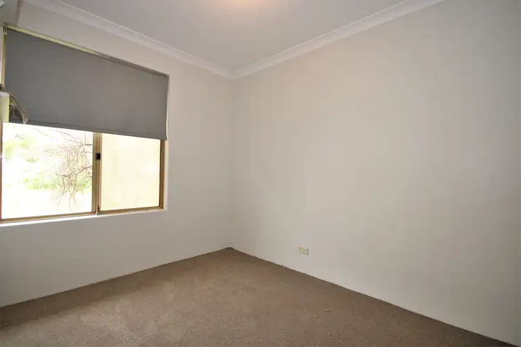 Fifth view of Homely house listing, 10 Whitely Place, Australind WA 6233