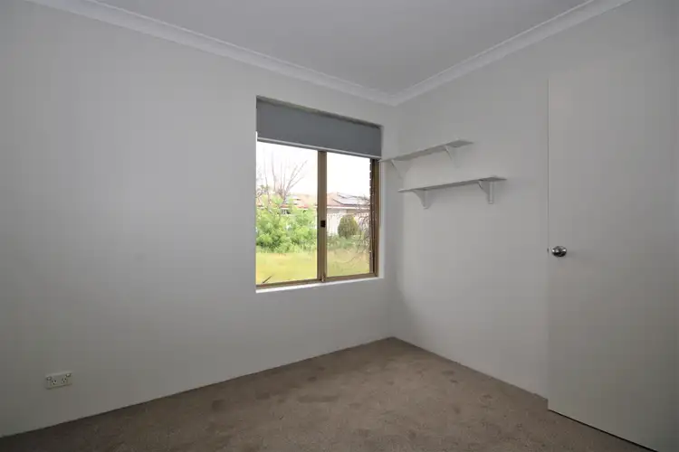 Sixth view of Homely house listing, 10 Whitely Place, Australind WA 6233