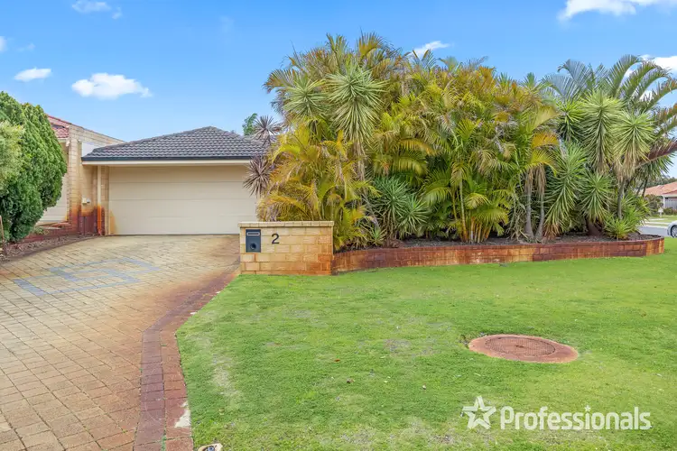 2 Chancellor Rise, Marangaroo WA 6064