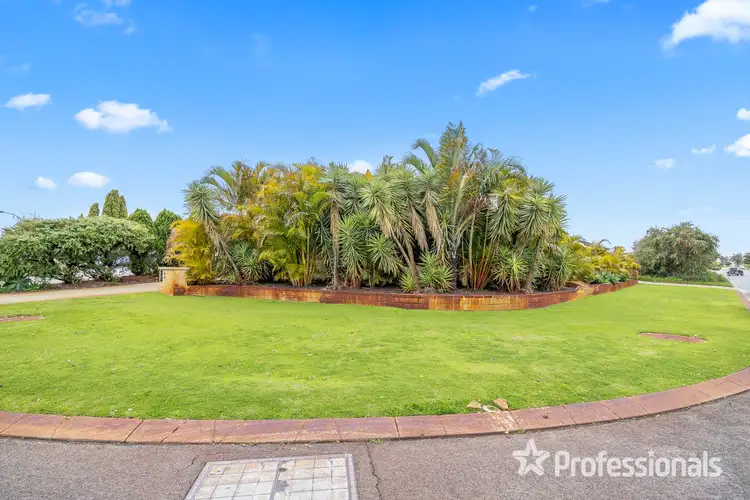 Fourth view of Homely house listing, 2 Chancellor Rise, Marangaroo WA 6064
