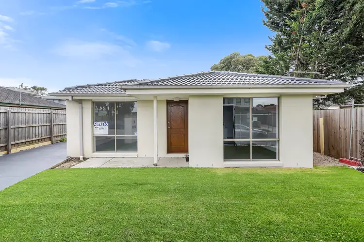 1/29 Navarre Drive, Cranbourne West VIC 3977