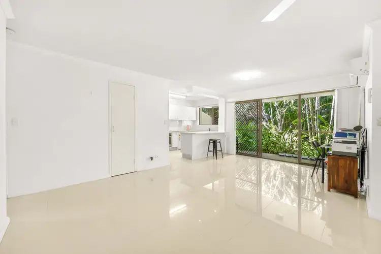 Fifth view of Homely unit listing, 17/111-123 Markeri Street, Mermaid Waters QLD 4218