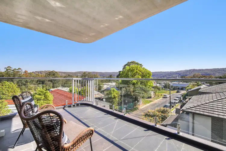 Second view of Homely unit listing, 306/10 Fielder Street, West Gosford NSW 2250