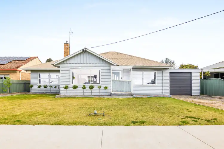 9 Johnson Street, Horsham VIC 3400