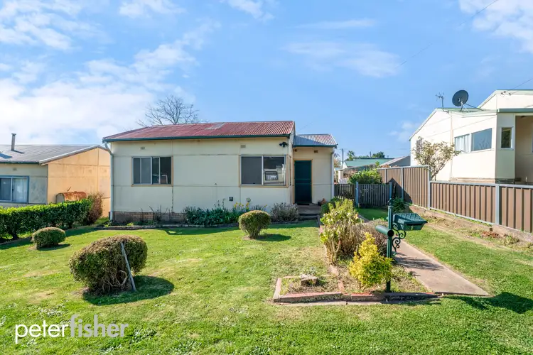 11 Buna Street, Orange NSW 2800