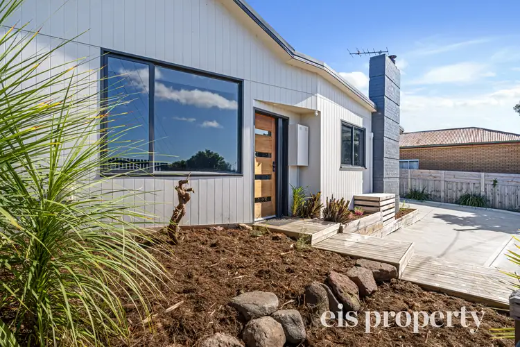 1/233 Roslyn Avenue, Blackmans Bay TAS 7052