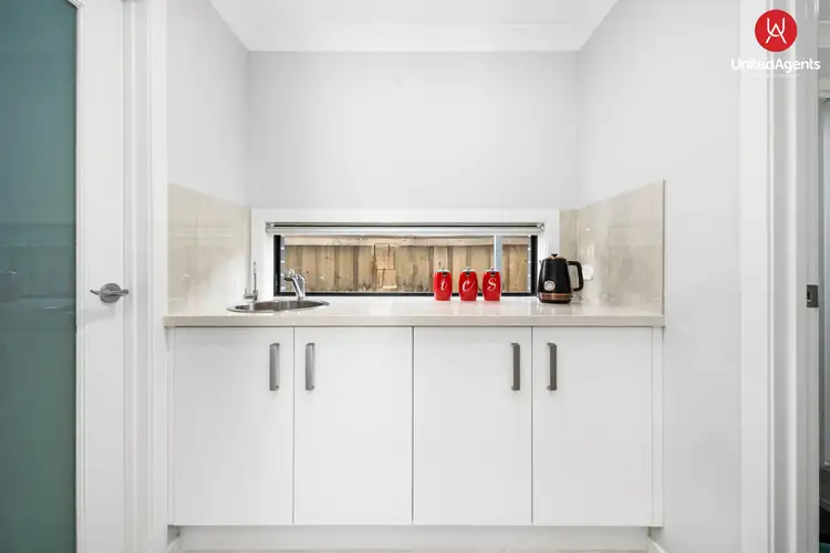 Seventh view of Homely house listing, 125 Rosedale Circuit, Carnes Hill NSW 2171