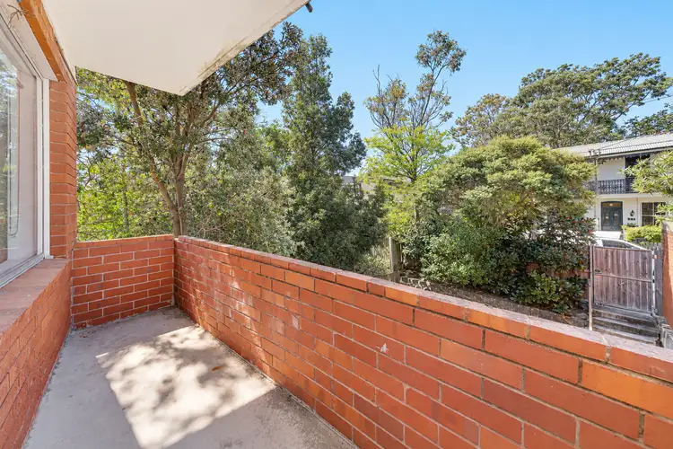 93 Wentworth Street