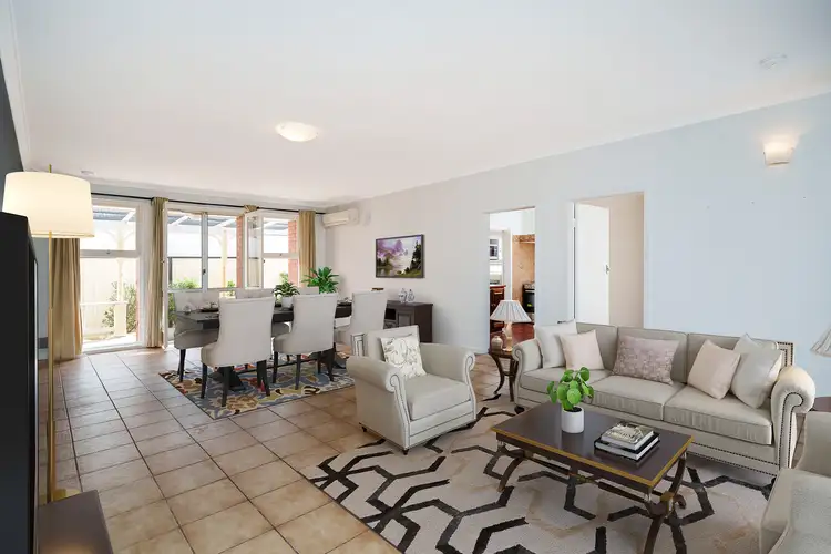 15 Robinson Road, Morley WA 6062