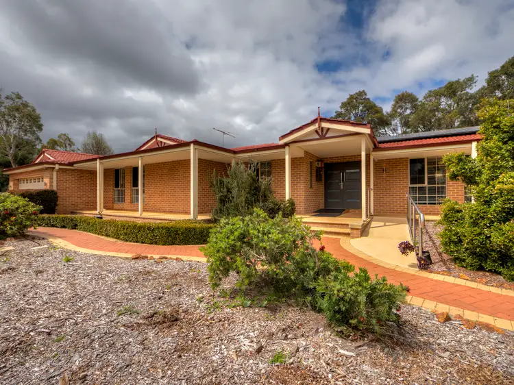 3 Standing Road, Lesmurdie WA 6076