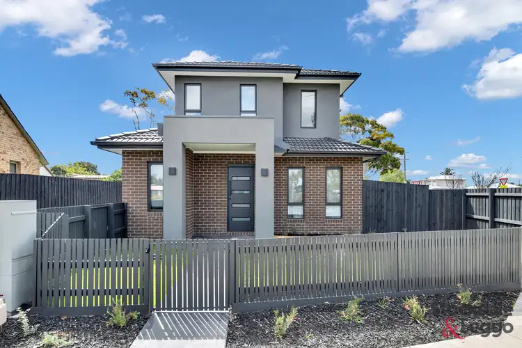 52 Maher Road