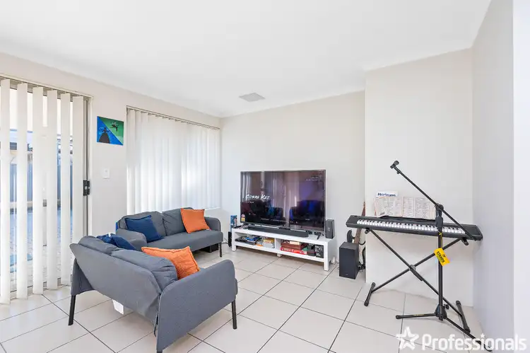 Fifth view of Homely house listing, 4 Lomond Way, Seville Grove WA 6112