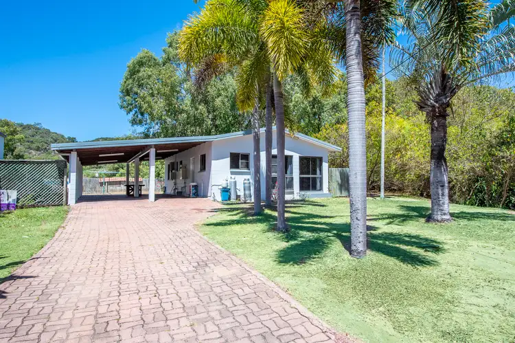52 Gifford Street, Horseshoe Bay QLD 4819