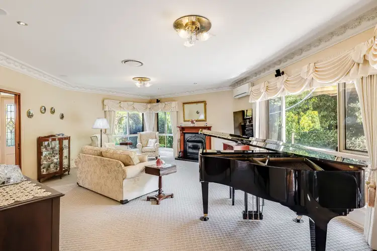 Second view of Homely house listing, 4 Glencoe Court, Middle Ridge QLD 4350