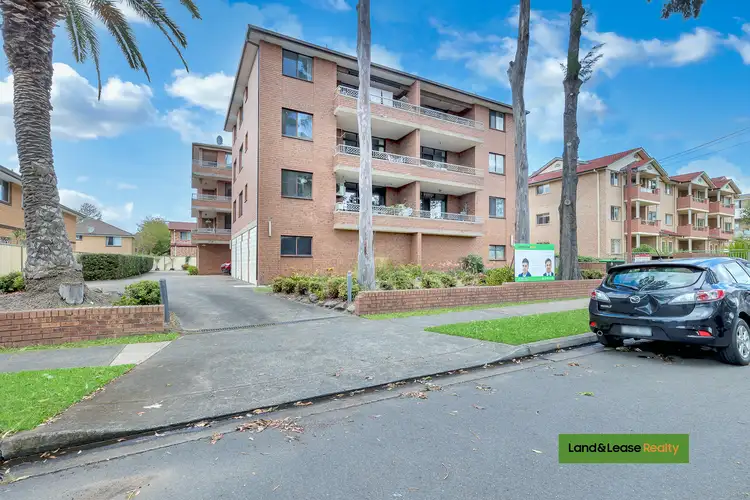 2/66-68 Clissold Parade, Campsie NSW 2194
