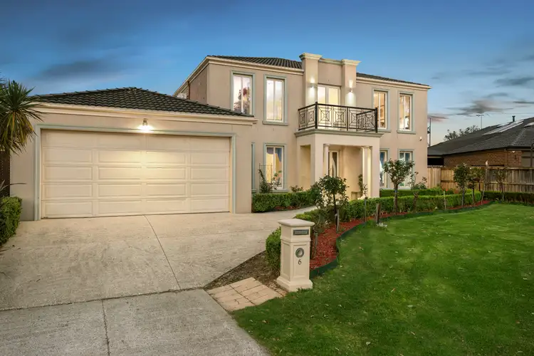 6 Paringa Drive, Ferntree Gully VIC 3156
